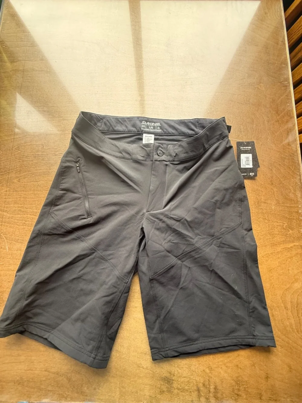 NWT Dakine Syncline Men's MTB Mountain Bike Shorts Black Large L